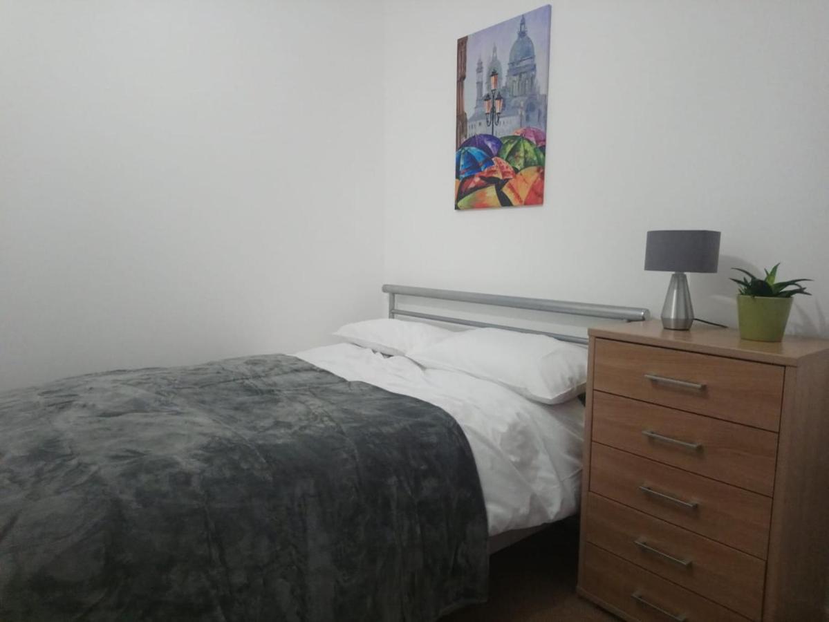 1 Bedroom Flat In Sheffield City Centre-Sleeps 4 Екстер'єр фото