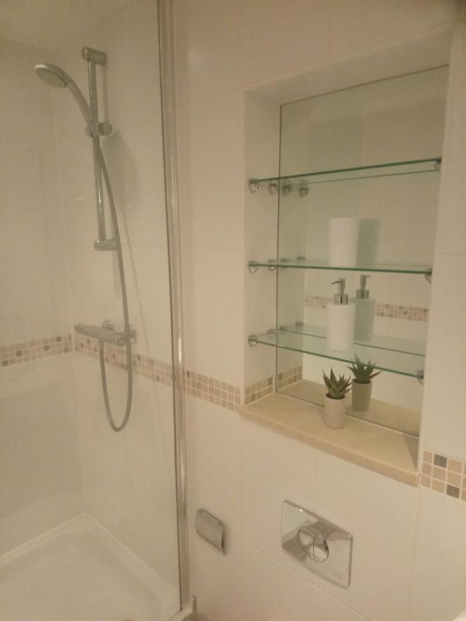 1 Bedroom Flat In Sheffield City Centre-Sleeps 4 Екстер'єр фото