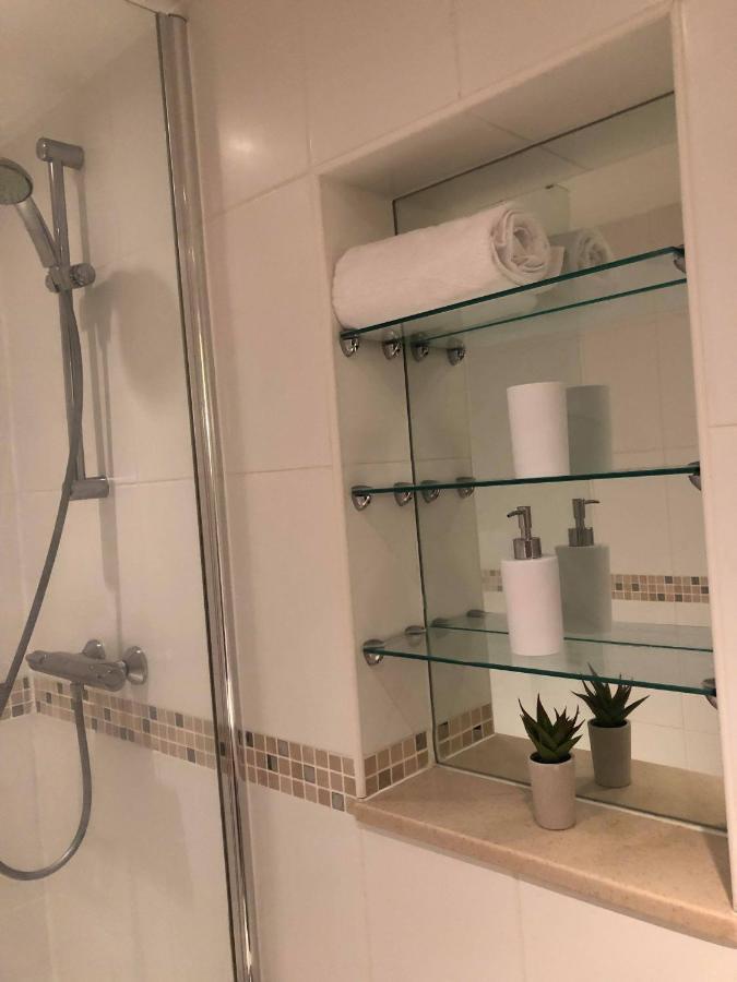 1 Bedroom Flat In Sheffield City Centre-Sleeps 4 Екстер'єр фото